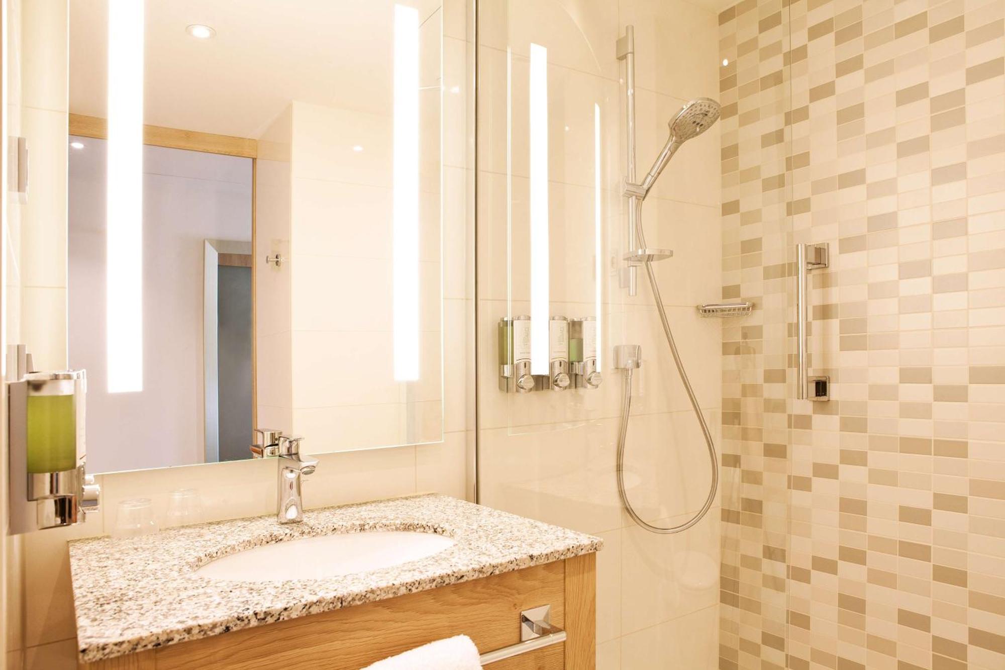 Hampton By Hilton Aachen Tivoli Hotel Luaran gambar